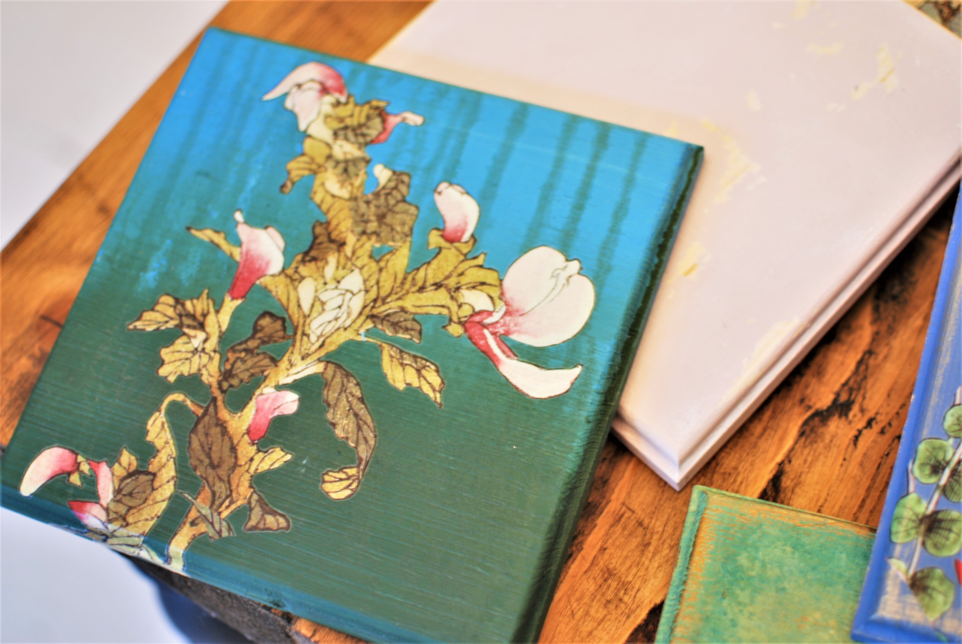 Workshop patina a efekty s Chalk PaintTM  a SaltwashTM - na vyžiadanie